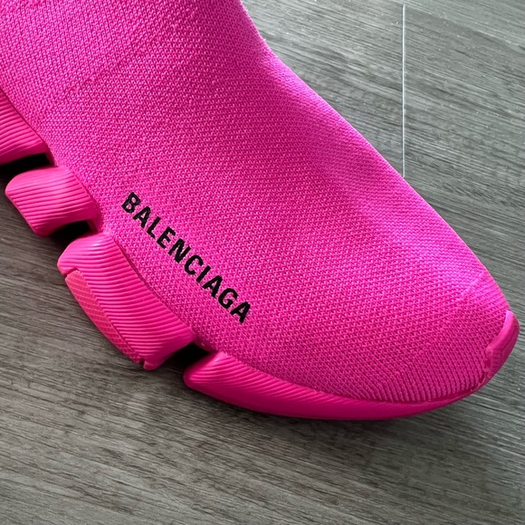 •SOLD• Balenciaga Speed 2 Low Top Sneakers in Neon Pink - Picture 8 of 12